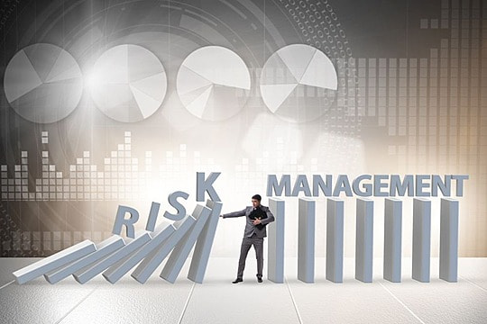 pngtree-the-businessman-in-risk-management-concept-businessman-in-risk-management-concept-photo-image_2029854